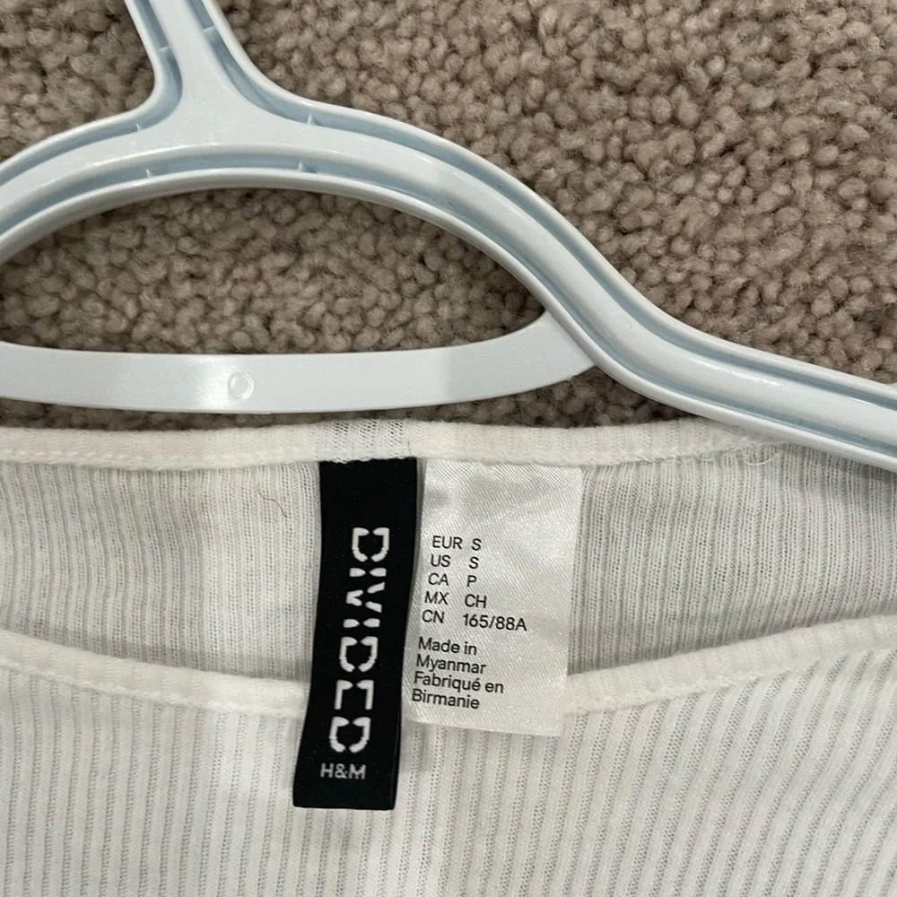 H&M Ribbed Top - Picture 2 of 2